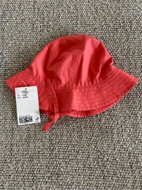 2/$10 Bundle - Coral Baby Bucket Hat - Size 2-6M